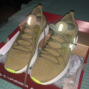 Sneakers Under Armour